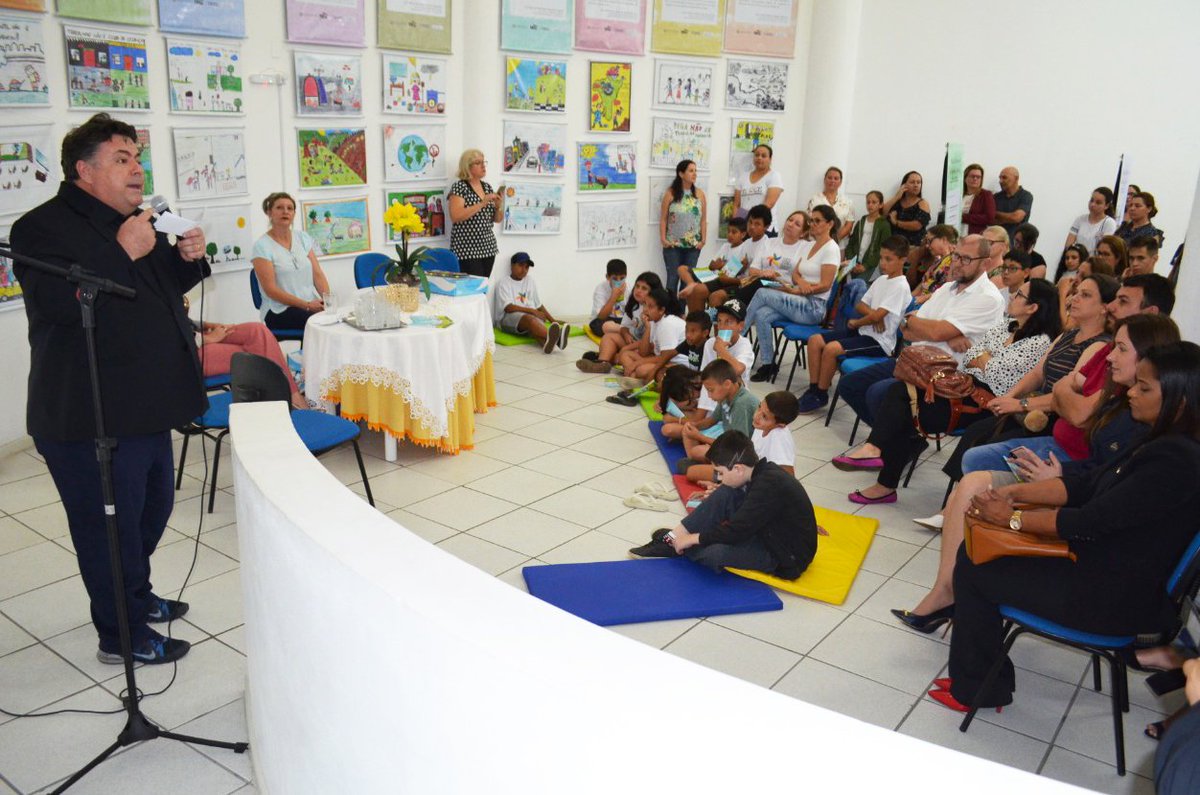 SergioMotta10sc's tweet photo. A Mostra Catarinense de Desenhos Infantis, que tem como tema “Criança não trabalha: Lugar de Criança é na Escola” chegou ao município de Tubarão. Nosso compromisso é evitar o trabalho forçado na vida das crianças. https://t.co/WNieXnDSMj