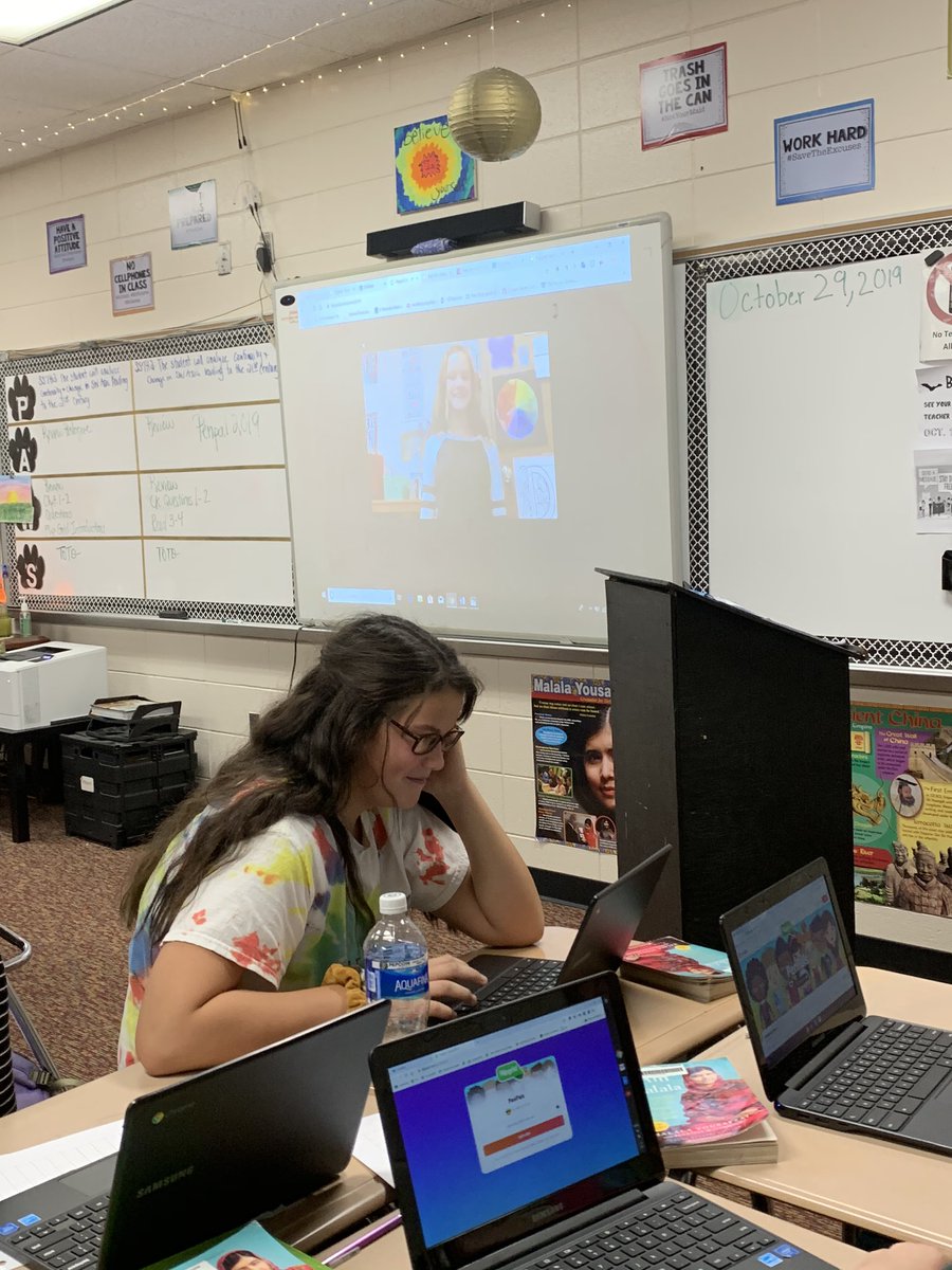 DapheneBlash's tweet photo. I absolutely LOVED observing Mrs. Dorrity’s class to see how she uses #flipgrid with her students to connect with kids in Israel!! WOWWWWW!!! #mindblown #DorritysTheBest #MCMSBulldogs #PineappleMCMS @MCMS_Bulldogs @dorritymcms https://t.co/7SAnyissoX