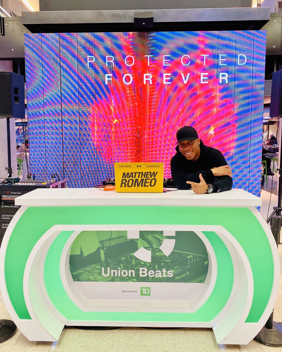 that’s a wrap!!
⠀ 
tonight was my last set at @TorontoUnion Station as their Guest DJ!! s/o <a href="/TheRemixProject/">The Remix Project</a>  @MetroLinx &amp; <a href="/TD_Canada/">TD (Canada)</a> ( which btw, the King &amp; Bay branch is DOPE! great customer service *Chad* 👌😉)
⠀
.. add me on IG for more <a href="/itsMatthewRomeo/">Matthew Romeo</a>

#reaLLLionaire
