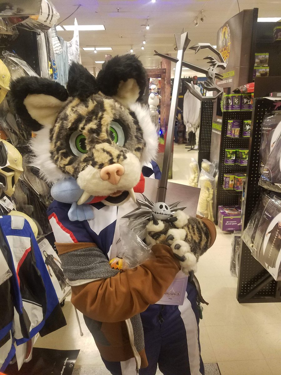 evertooth's tweet photo. Happy Halloween!!!
I barely got Saber done but i did! Hes a beast quirk UA student c:
#fursuit #sabertooth #halloweencostume #UAoc #UAStudent #MHA https://t.co/lRVDnFxEEd