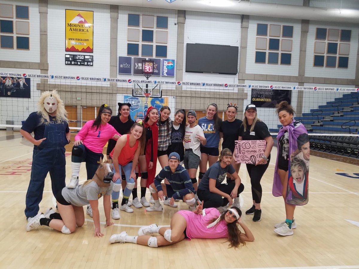 SLCCVolleyball's tweet photo. Happy Halloween from all of us at SLCC Volleyball https://t.co/lXUUs5xjeD