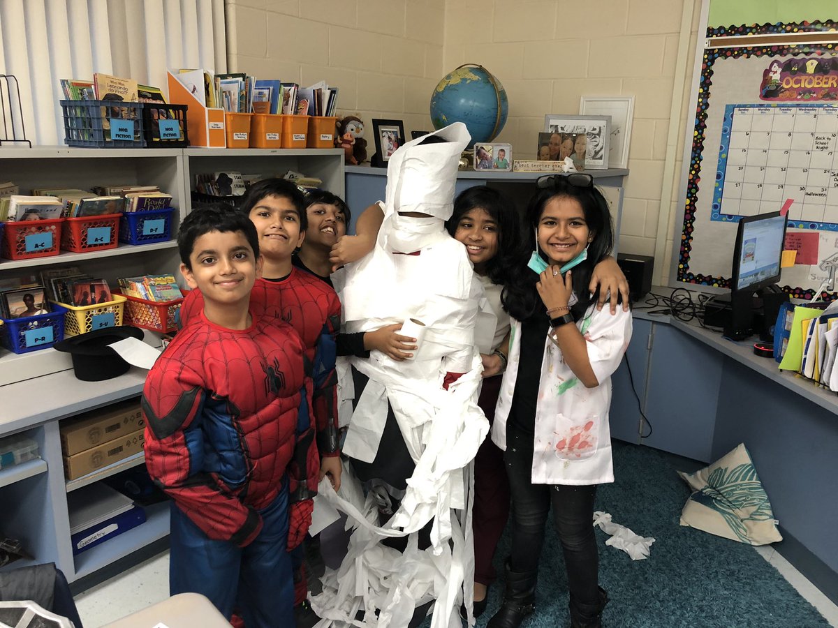 sierotowiczBC's tweet photo. Lots of fun making mummies out of our classmates today! https://t.co/G8mtUhCWTj