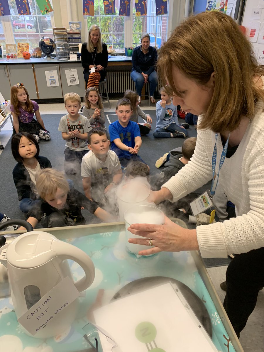 OSheaKathy's tweet image. Thank you @friendsofbuker for bringing us The Acton Discovery Museum. Ss loved learning about physical properties. #solidliquidgas
