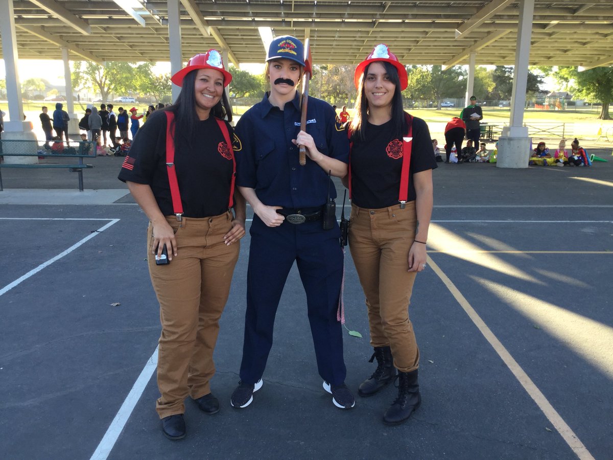 CastleSTEAM's tweet photo. Part 6:  Our staff came to the Halloween parade in some wicked costumes!   Who would you vote for?!  #CastleSTEAM #WeArePBV https://t.co/qLbEmk3weQ