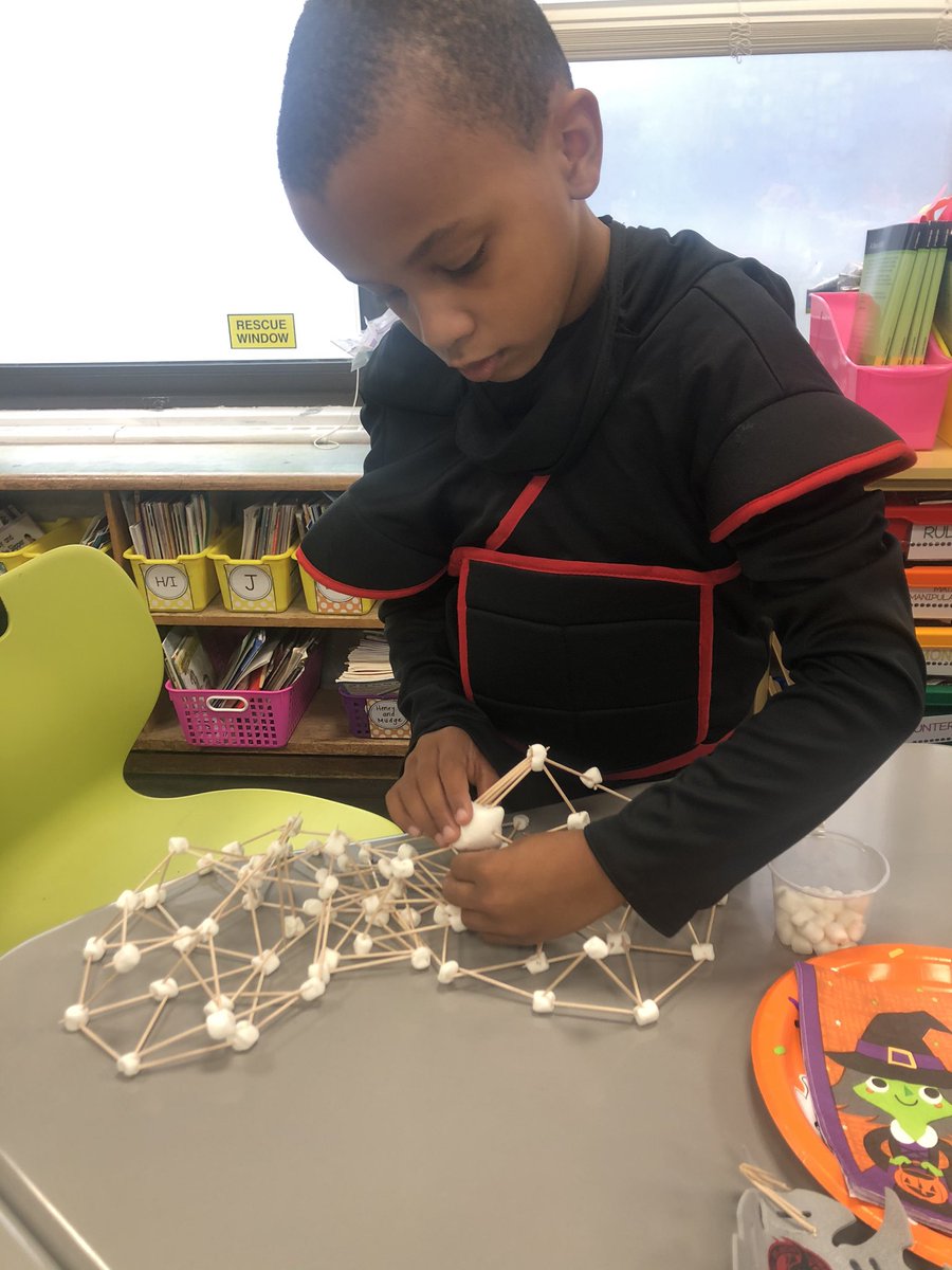 LaurenMaywald's tweet photo. After thoughtfully planning our designs, Ss constuct #spiderwebs and #hauntedhouses using #geometricfigures We even wrote some stories about them! #STEM #geometry #math #engineering #2May @UnalKarakas2 https://t.co/UT0uqek263