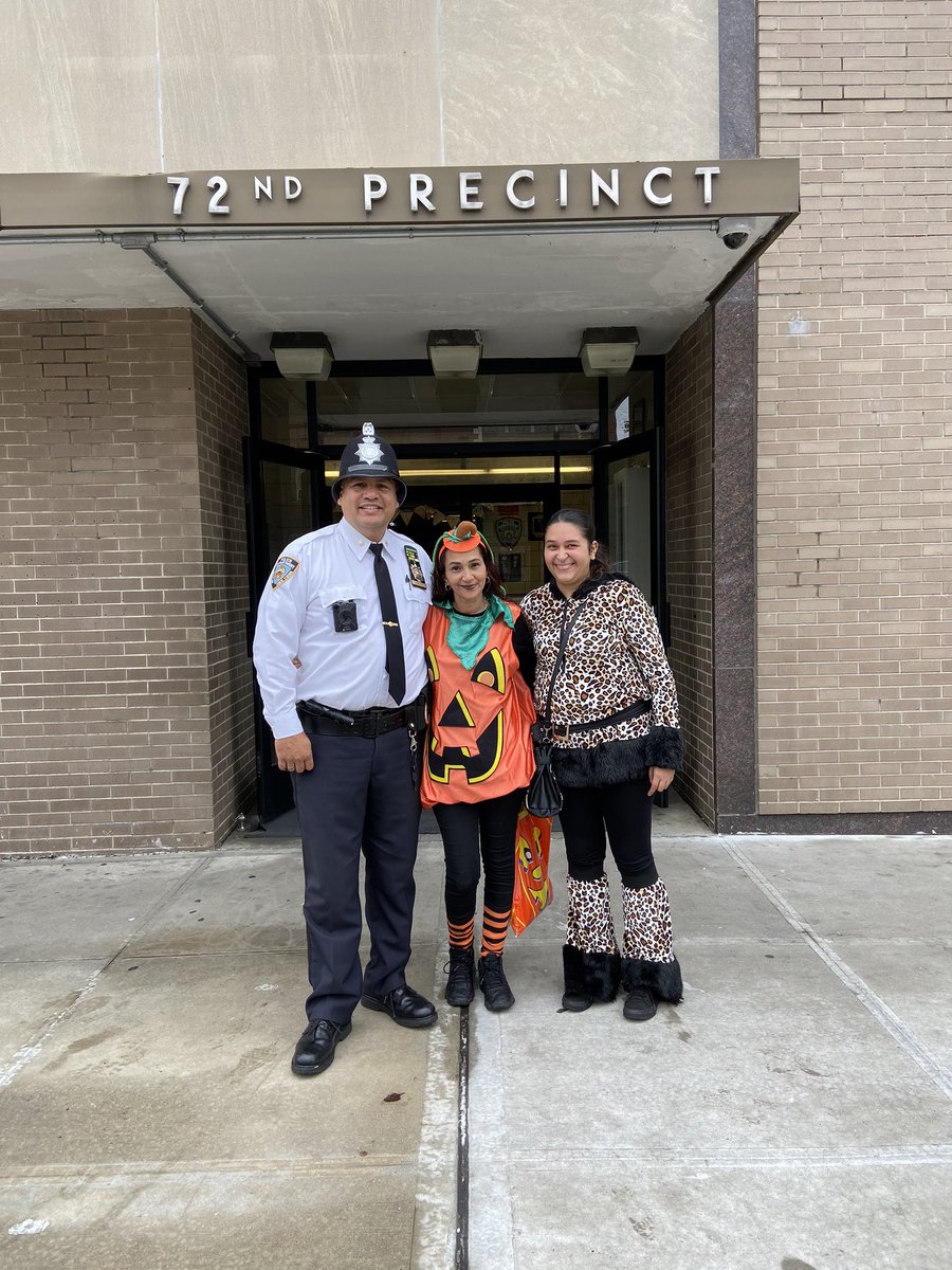 Flaka53love's tweet photo. @NYPD72Pct https://t.co/4iB0wvlMvI