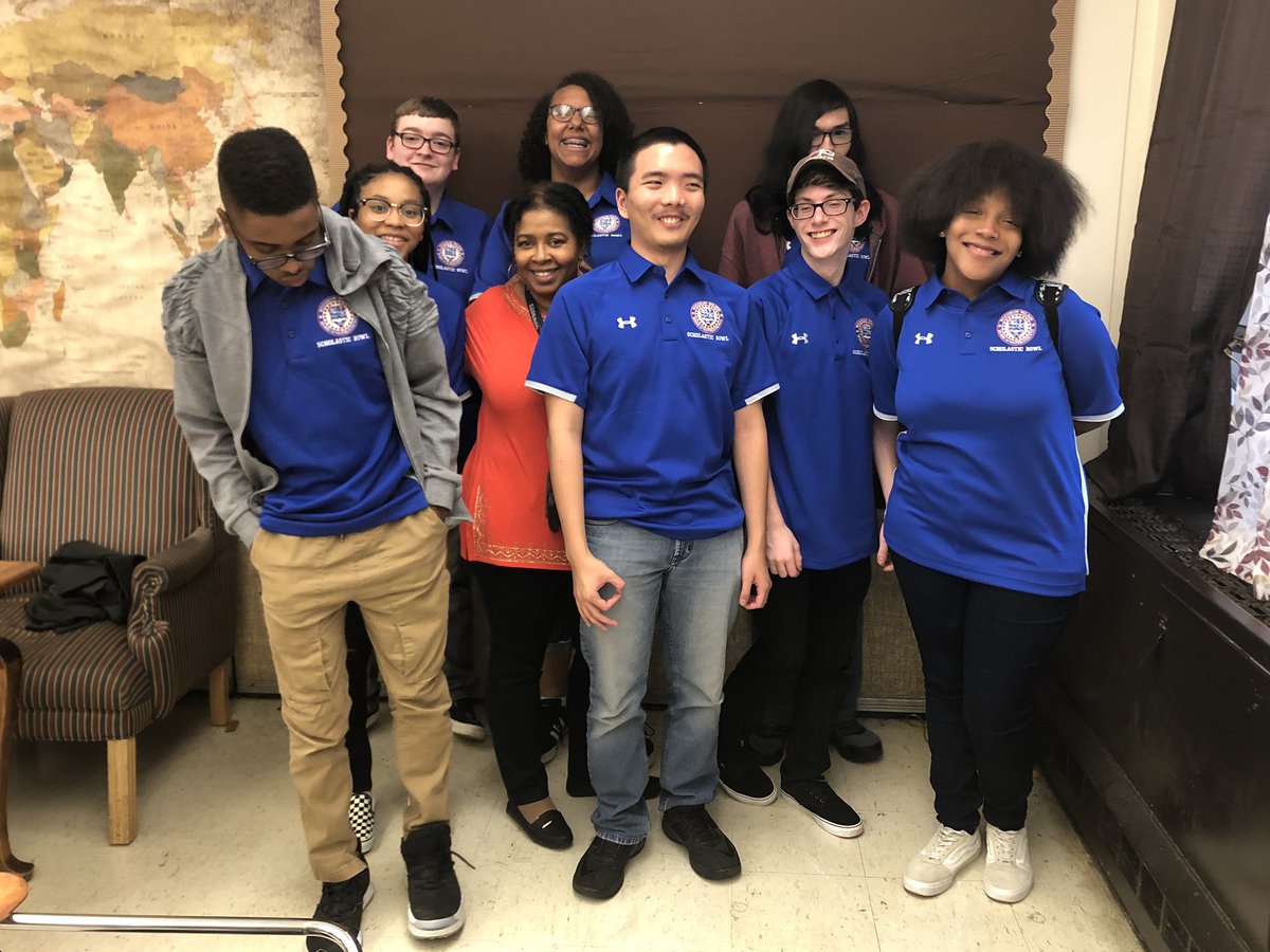 cmitc727's tweet photo. #WWHS Scholastic Bowl Team Off To A Great Start. https://t.co/8ec9QYSvNv