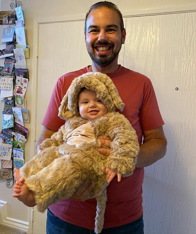 YouOverRotated's tweet image. First Halloween for our new puppy! ift.tt/2JEK3gx