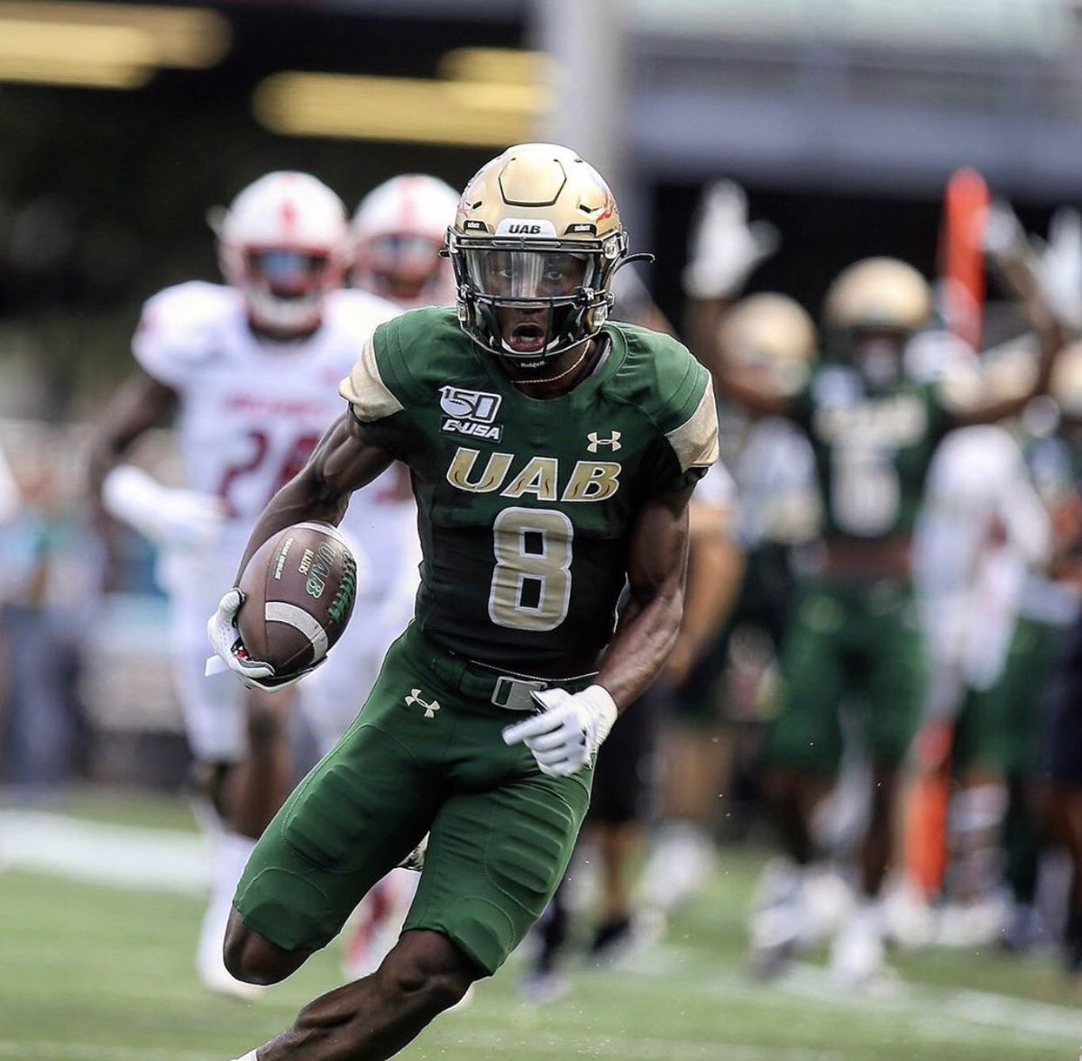JquickMccann13's tweet photo. Excited to announce I have received an opportunity to continue my education and football career at The University of Alabama Birmingham #Goblazers 🐉 https://t.co/0Mx3oI1fv3