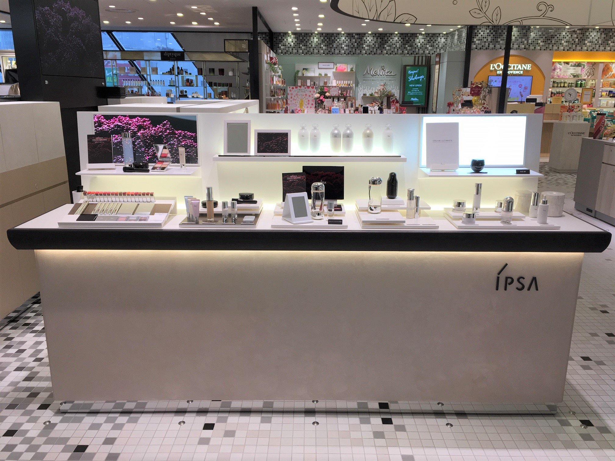 イプサ Ipsa 公式さんはtwitterを使っています 渋谷スクランブルスクエア店オープン 11 1 金 渋谷スクランブルスクエア6fにイプサコーナーがオープンしました ザ タイムr アクアのキットを数量限定でご用意しております お近くにお越しの際はぜひお