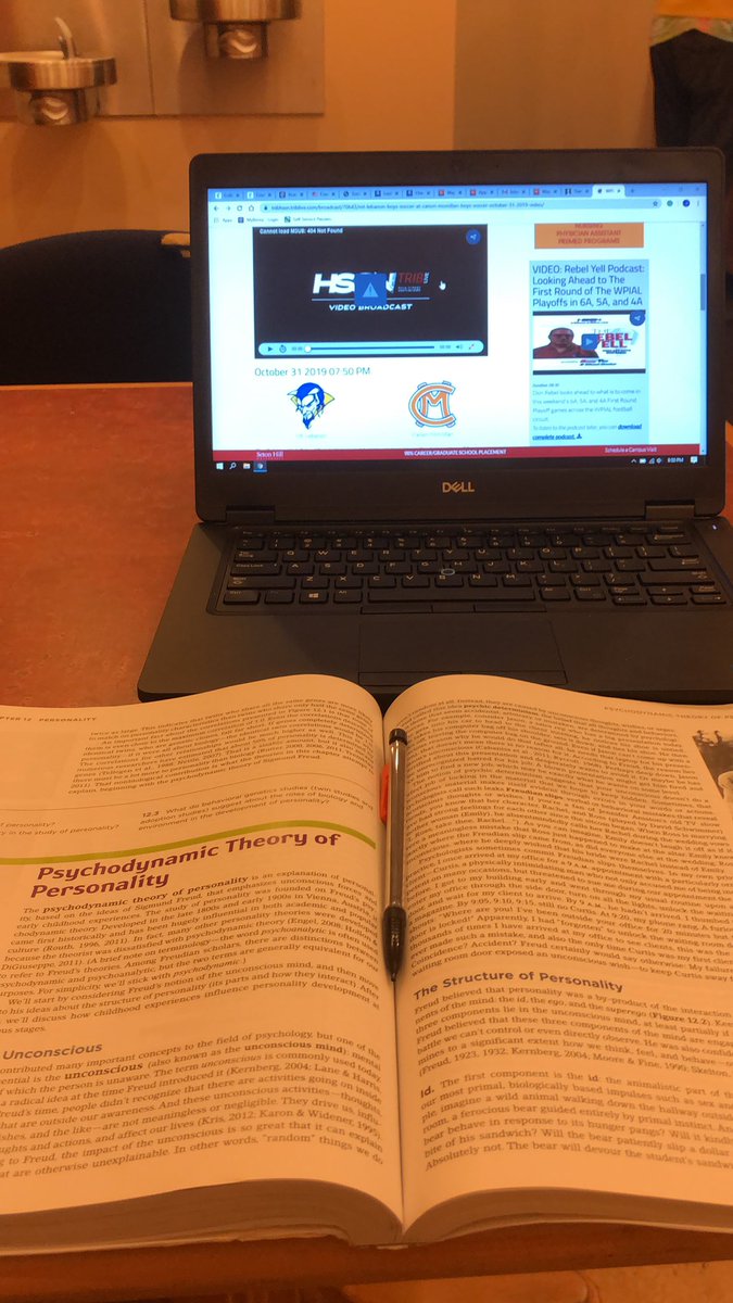 jon_sowell's tweet photo. When you are trying to study but the boys back home won’t go down without a fight💙💛💙💛 #3Stars #WhatAComeback #Grit @CMBoysSoccer @LarryFingers @Martin_Pletz @CoachSnyder1021 https://t.co/oMnWLfQU7V