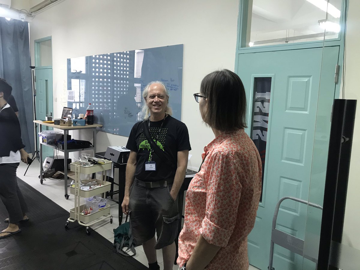 Hackers &amp; students come together to share an interest in engineering, entrepreneurship, and design. #GoISNS has invited the famous annual Hacker Trip to China to visit the VR Lab, Makerspace, and to explore ways that technology is integrated into education #steamhead