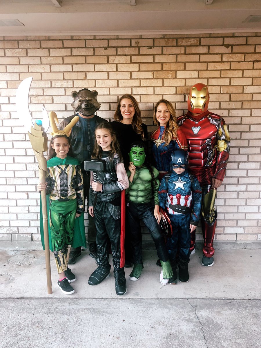 tpsdmath's tweet photo. The neighborhood is safe tonight 🌟🕷🦸🏼‍♀️ #marvelfamily @LacieOliver4 https://t.co/rDWWOliapr