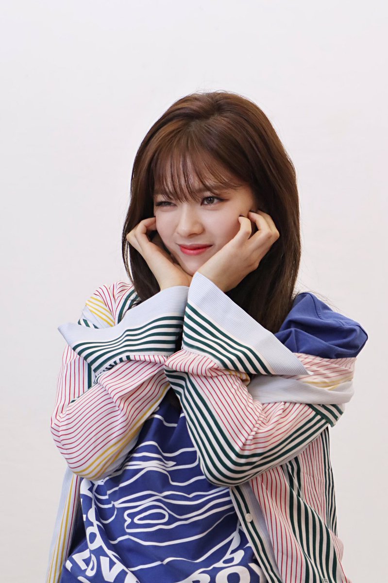 SubjectKpop's tweet photo. Jeongyeon's smile is just so pretty 💚

#HappyJEONGYEONday #정연아생일축하해 #MAMAVOTE #twice https://t.co/OgoJzwoisI