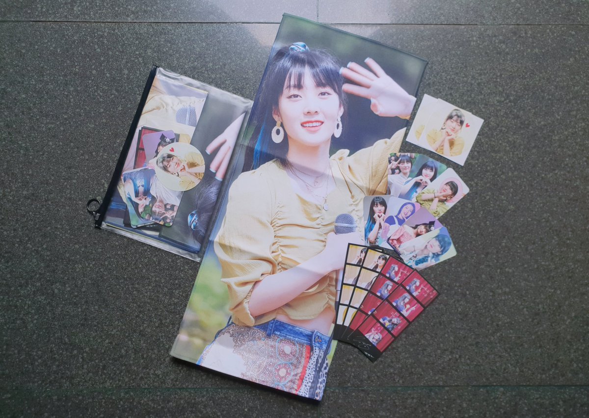 Weki Meki Lucy slogans from <a href="/LucyPickk/">루시픽</a> . Thank you so much ^^ #GenieVNGO