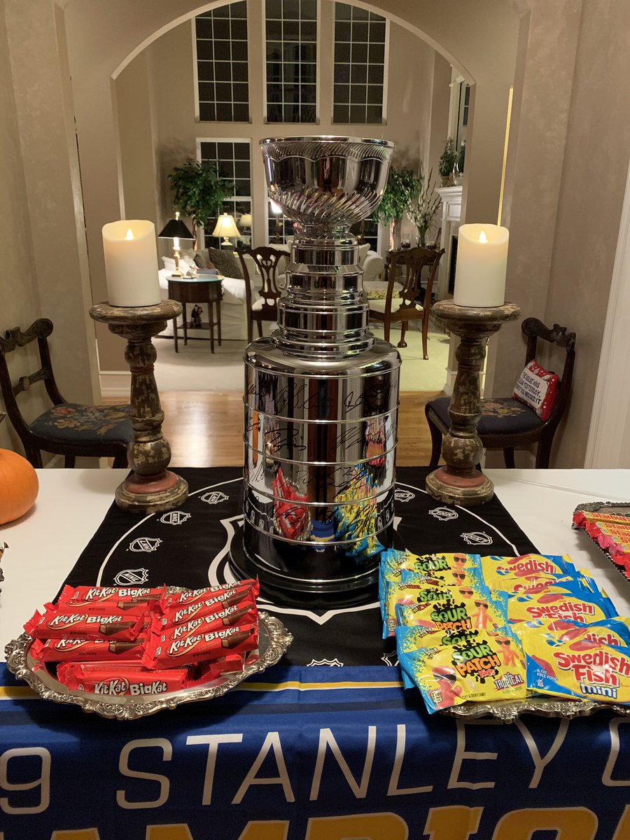 KellyHylandSTL's tweet photo. The best thing about opening the door for trick or treaters tonight was when they freaked out when they saw the Stanley Cup and didn’t even notice the candy. 😂😂😂 💙💛 🏆 @StLouisBlues 
#stlblues #stanleycup #stanleycupchampions #happyhalloween #halloween #trickortreat https://t.co/6o11nc2rUF