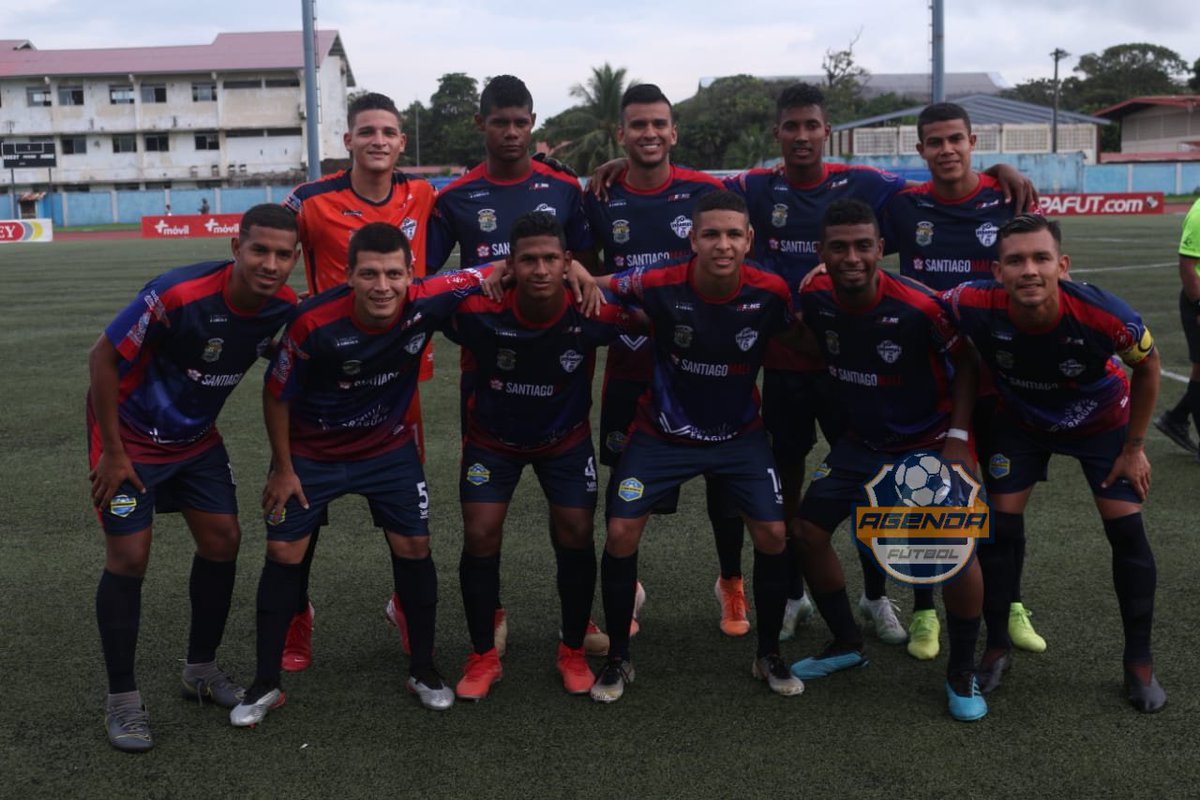 Agenda_Futbol's tweet photo. ¡DRAMÁTICO!🤯

@colonc3fc venció 2-1 al @veraguasfc en el 🏟Armando Dely Valdés. 
Buena cantidad de aficionados en @LigaAscensoPA. 
Goles: Tony Gutiérrez y Aimar Applewhite | José Hernández.

#AgendaFútbol https://t.co/ZkVYqs34T5