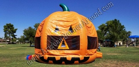 AzBounceAround's tweet image. We now have a giant pumpkin Bounce House ready for fall events  arizonabouncearound.com/products/20-pu…