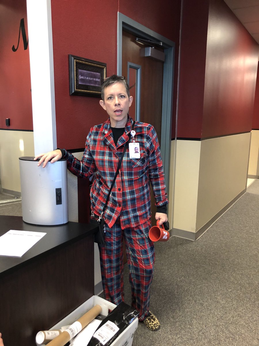 julieb_dodson's tweet photo. What was that motto...stay ready or get ready? @cbauter #Texcellent @NHSTexans https://t.co/K09l20se8W