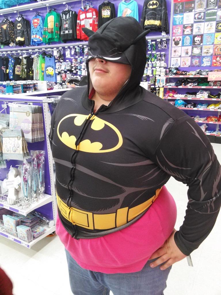 Rev_Alanis's tweet image. I don’t celebrate Halloween, but here are some ridiculous photos of me being stupid at a Halloween store some years back 😂😂😂 gotta love my version of #Batman that being #Fatbat I think the jacket was a M 👀