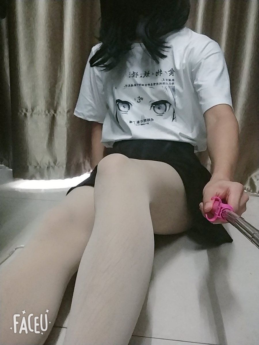 saoxiaoxin's tweet photo. 试图诱惑

#伪娘 #cd #可爱的男孩子 #母狗 #人妖 #男の娘 #精厕 #rbq #肉便器 #sm #调教 #女装子 #贞操锁 #肉棒 #cb #sissy #性奴 #雌化 https://t.co/OsIUXsCG1p