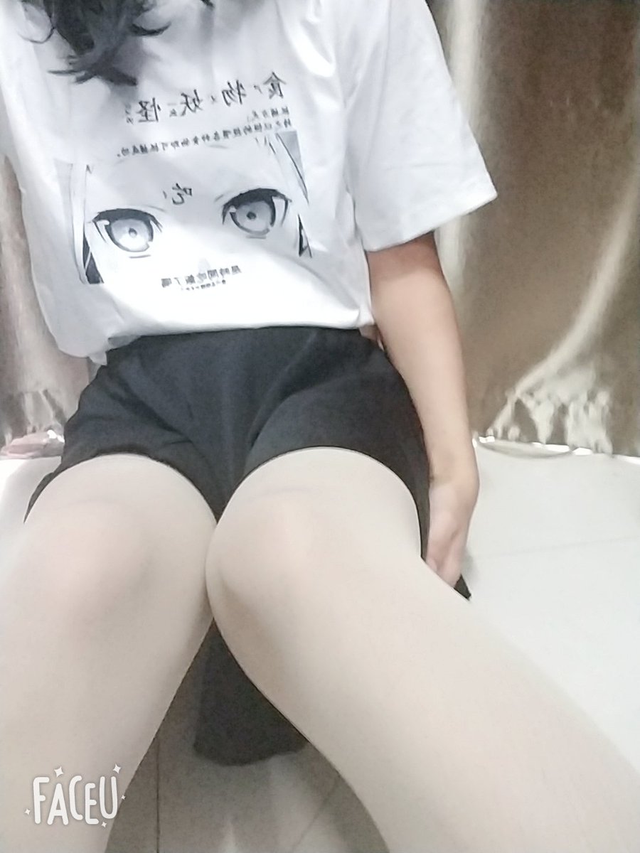 saoxiaoxin's tweet photo. 试图诱惑

#伪娘 #cd #可爱的男孩子 #母狗 #人妖 #男の娘 #精厕 #rbq #肉便器 #sm #调教 #女装子 #贞操锁 #肉棒 #cb #sissy #性奴 #雌化 https://t.co/OsIUXsCG1p