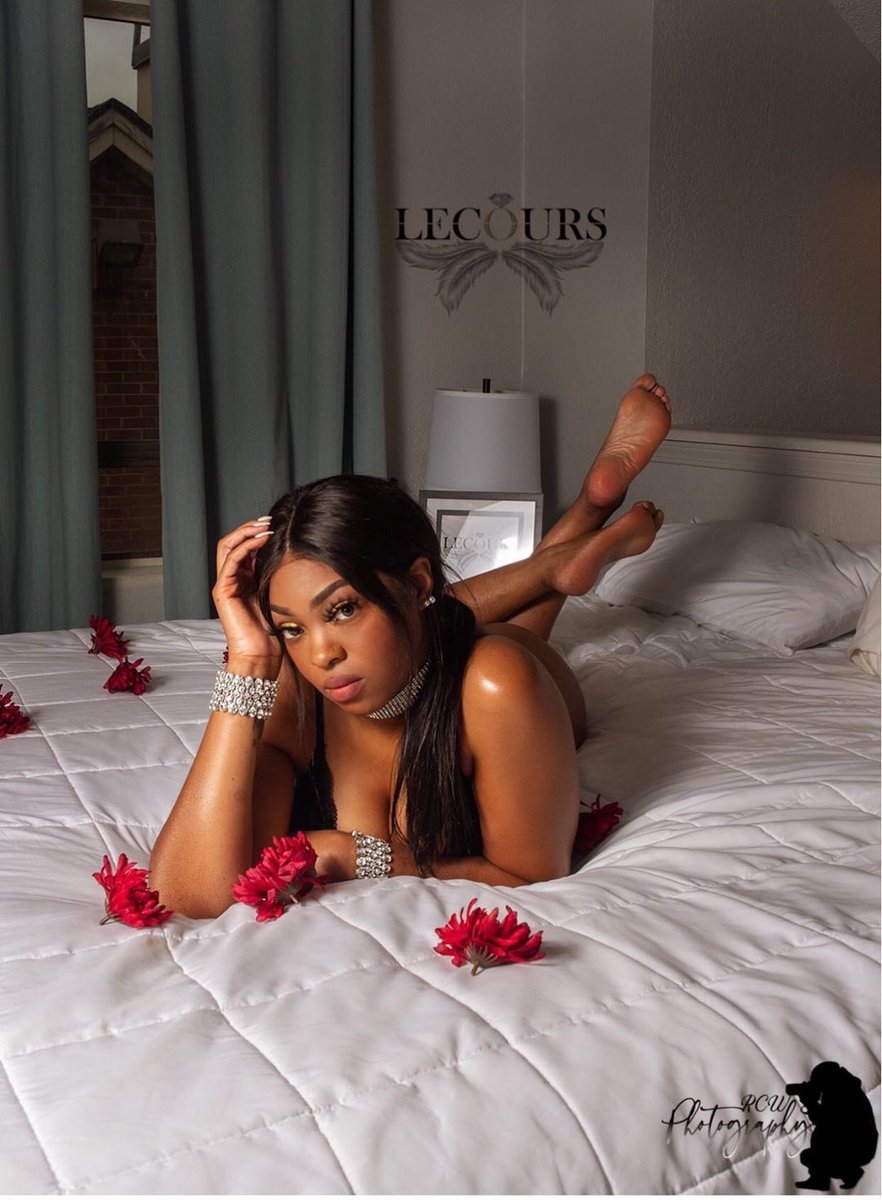 _Symond's tweet image. 🖤🖤