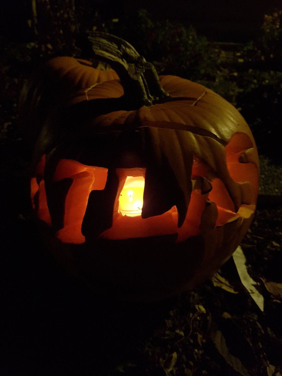 Kevin55521's tweet photo. My sad attempt at my fav games logo @Jatheish @sailtheatlas https://t.co/H59qjgWqPR