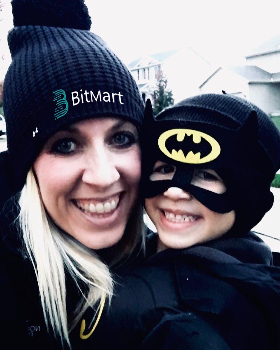 Cartercharles's tweet photo. On Halloween night, moon howls and wolves, beasts and ghosts are waiting for you to end the party in your house.Could I Borrow Your Face
Join #BitMart #Halloween Photo Contest to win 10,000 $BMX!
#BitMartHalloween https://t.co/Kiu7yRbYpP