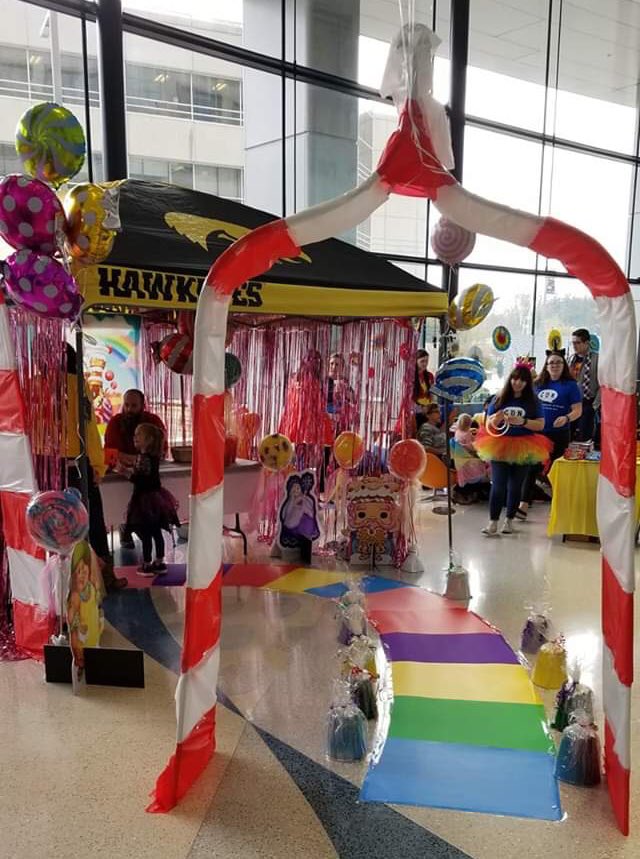 MB_Swanson's tweet photo. Trick or treat at @UIchildrens! Jurassic Park and Candyland making Halloween fun.
🍬📷: Sheri Raine @Iowa_EM https://t.co/wzLg6pBIEZ