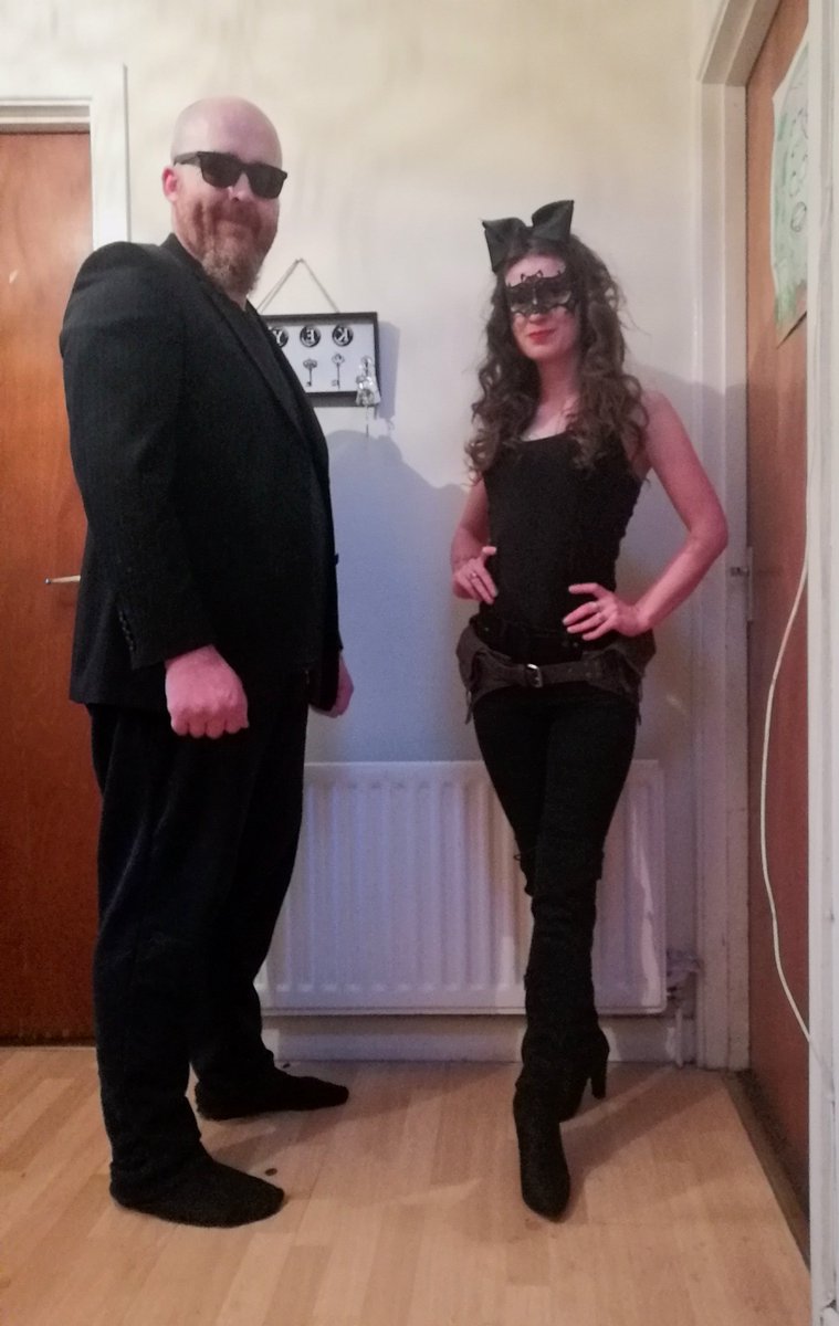 maireadjames's tweet photo. Hope you all had a fab Samhain/Halloween. We had great fun as Batman villains.
#halloween2019 #halloweencostume #halloween #batman #drhugostrange #Catwoman #TheJoker #TwoFace https://t.co/fQ06uKCZI7