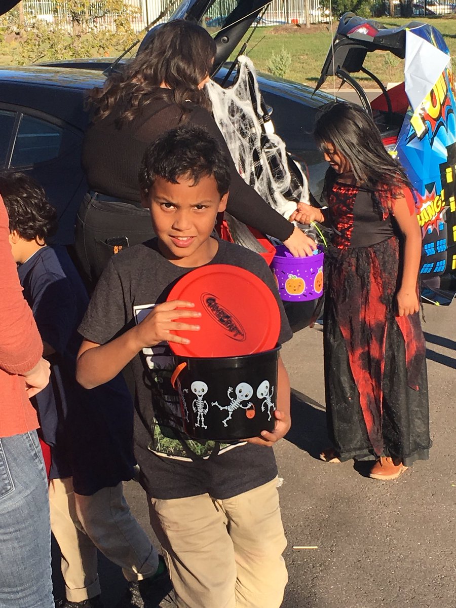 robfowler13's tweet photo. @BGCAustin #halloween2019 #ForTheKids https://t.co/vaPICzcitO
