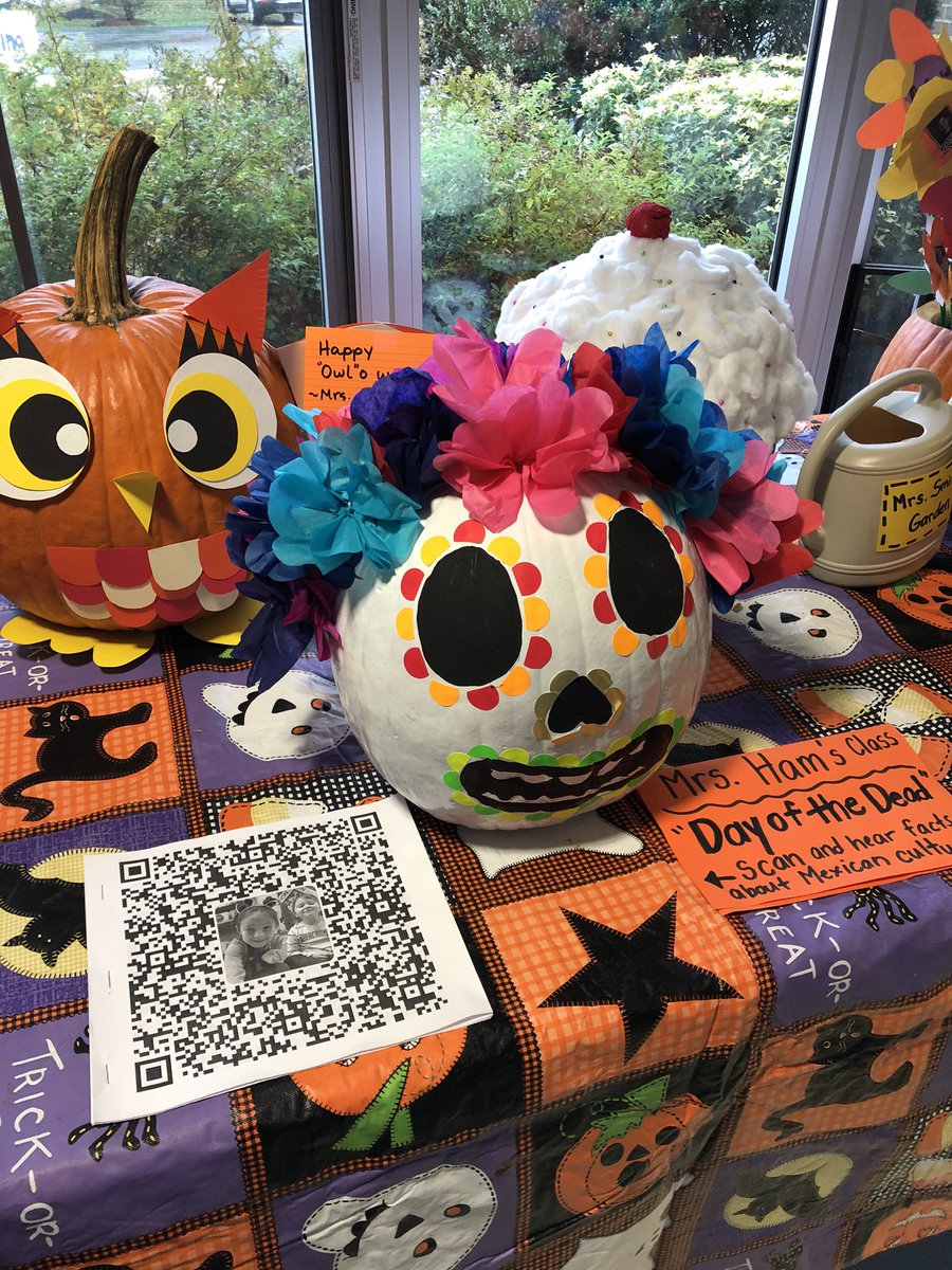 the5johnsons's tweet photo. So much S &amp; T creativity at @AGCharter’s annual 🎃 dec contest at ELC! Congrats to People’s Choice Winner Mrs. Ham! Her class studied The Day of the Dead, designed the pumpkin &amp; staff used student QR codes to learn about Mexican Culture 🤩 @weaver_jen7 @agcsHendrickson  #IamAGCS https://t.co/KkS8PwCqDS