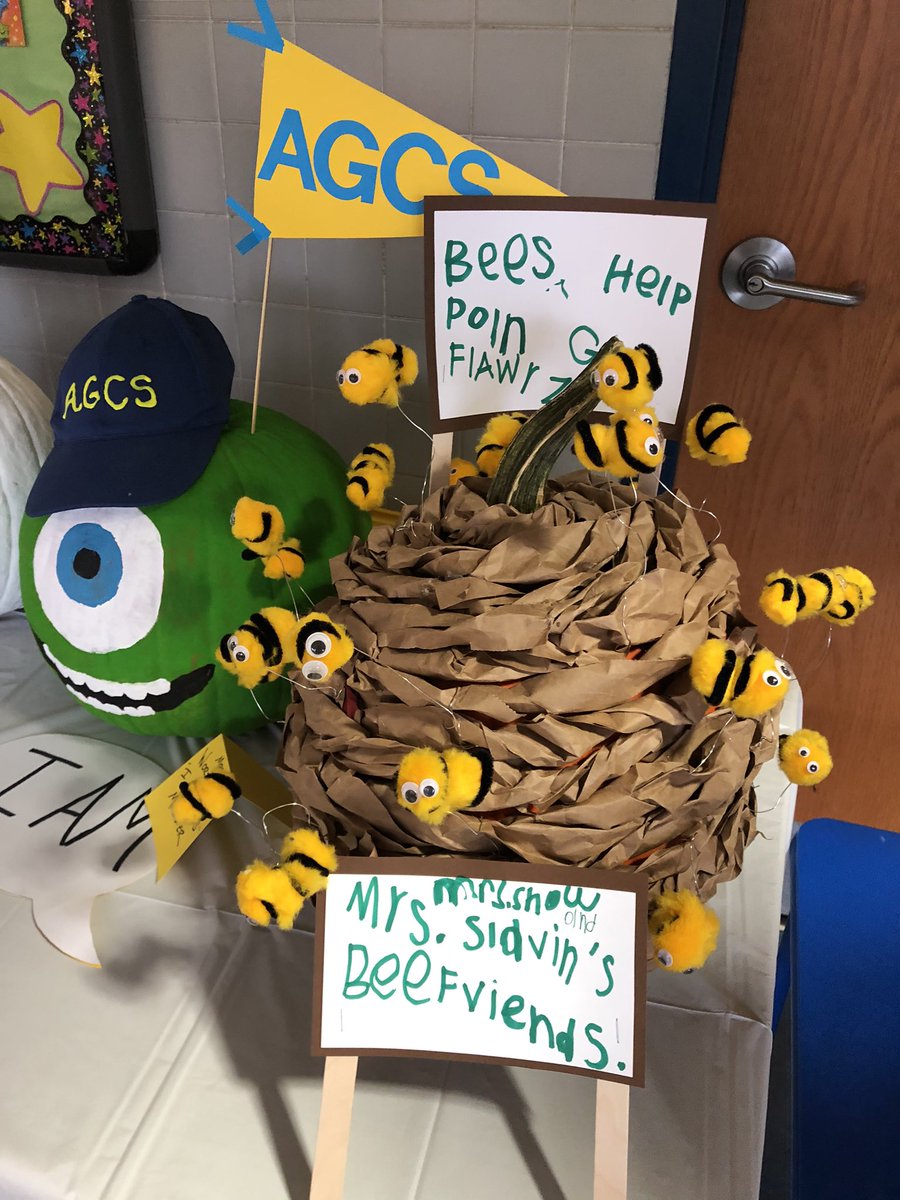 the5johnsons's tweet photo. So much S &amp; T creativity at @AGCharter’s annual 🎃 dec contest at ELC! Congrats to People’s Choice Winner Mrs. Ham! Her class studied The Day of the Dead, designed the pumpkin &amp; staff used student QR codes to learn about Mexican Culture 🤩 @weaver_jen7 @agcsHendrickson  #IamAGCS https://t.co/KkS8PwCqDS