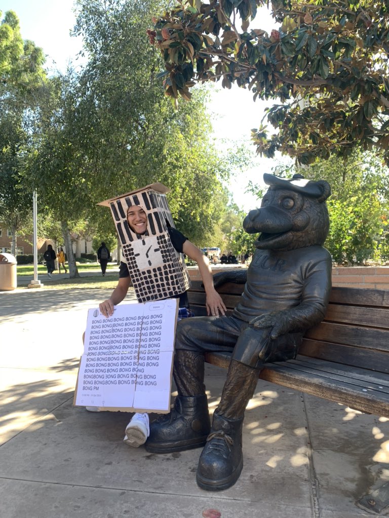 HarryHaessner's tweet photo. The UCR Bell Tower goes: BONG. BONG. BONG. Bless the bottle!! https://t.co/BsPRv276OK