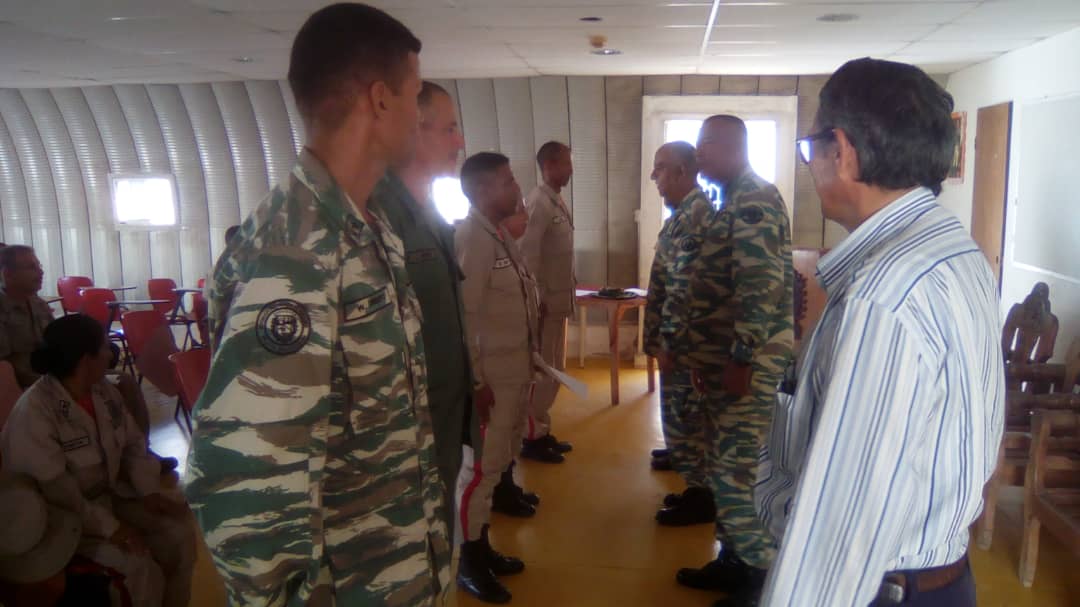 eantiimporiente's tweet photo. #31Oct2019 Todo un éxito finaliza el curso Liderazgo y Cultura Organizacional, gracias al apoyo interinstitucional entre el Inces Militar Anzoátegui y la EPDI Región Oriental, donde se formaron 24 cursantes durante un periodo académico de 30 horas https://t.co/SgtK7Z8QyQ