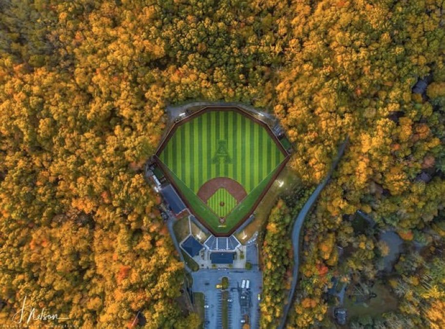 RealKentMurphy's tweet photo. Appalachian State’s baseball field is beautiful 😍 https://t.co/VjioCNvQyM