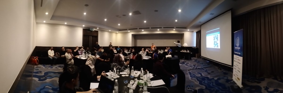 WordPressKL's tweet photo. #WCKL2019 has begun. First day Contributor Day #WordPress #WordCamp #kualalumpur https://t.co/hM7OmdAL8e