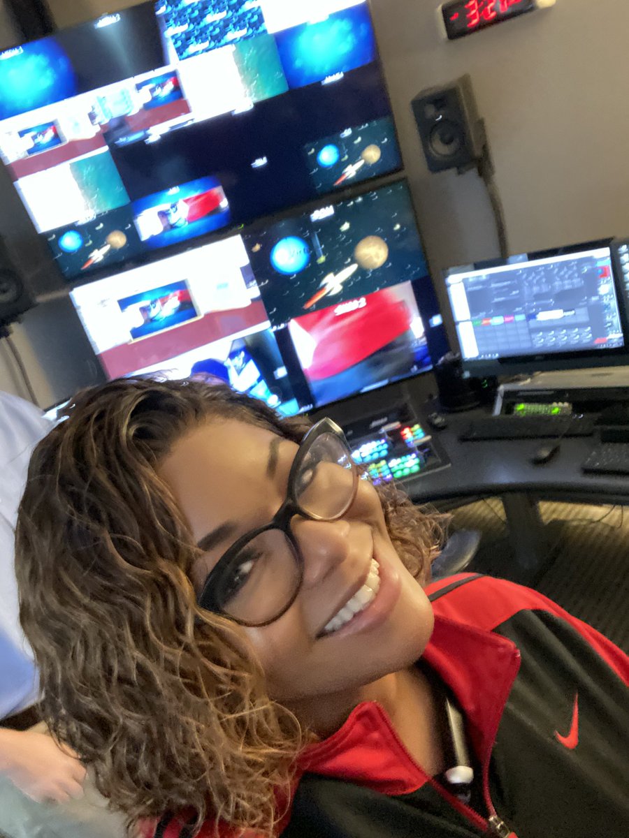 CALIDESIGNS1's tweet photo. TUVSGO studio time #LifeAtATT #virtualdelivery https://t.co/nJOZQzDQkr