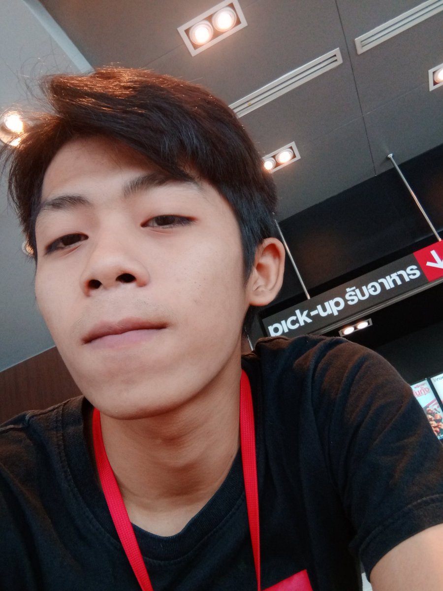 JPhetkhao's tweet photo. ชีวิตหนุ่ม"โสด" มันก็จะอยู่ในโหมด "โคตรเหงา" https://t.co/kC6ULY5Alq