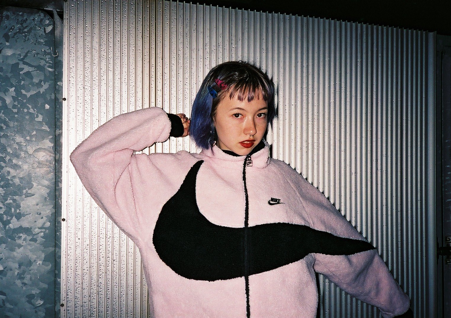X girl on X