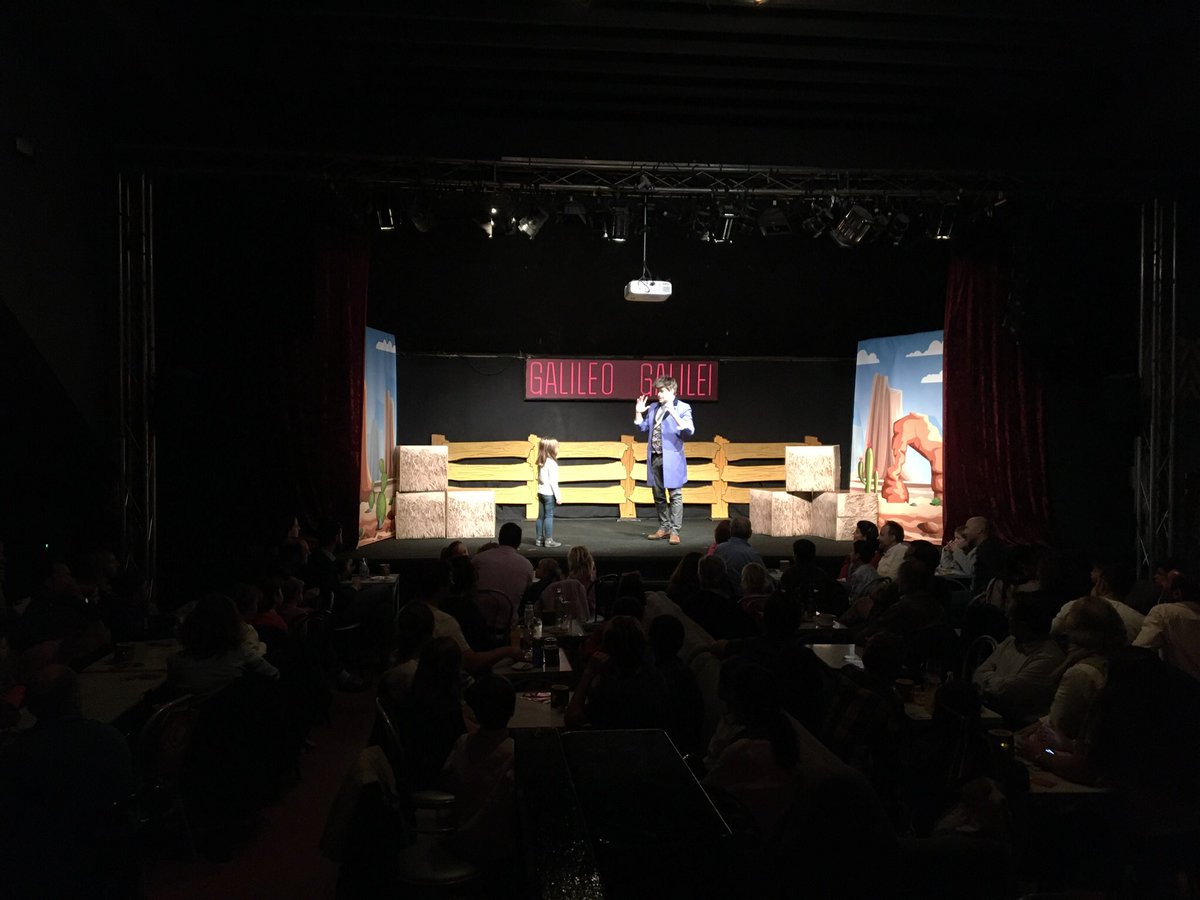 El espectáculo #OesteMágico es: 

de #MagiaDeAltaCalidad

es #divertido 

es para toda la #familia 

es #participativo 

Es #genial !!! 👏🏻👏🏻👏🏻

Os esperamos el #sábado 30 de #noviembre a las 17:00 h.