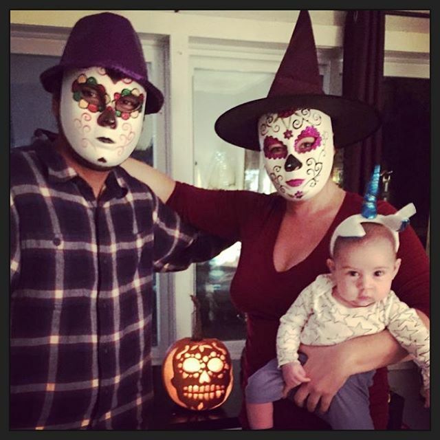Family photo 🎃 ift.tt/2NtrbCd