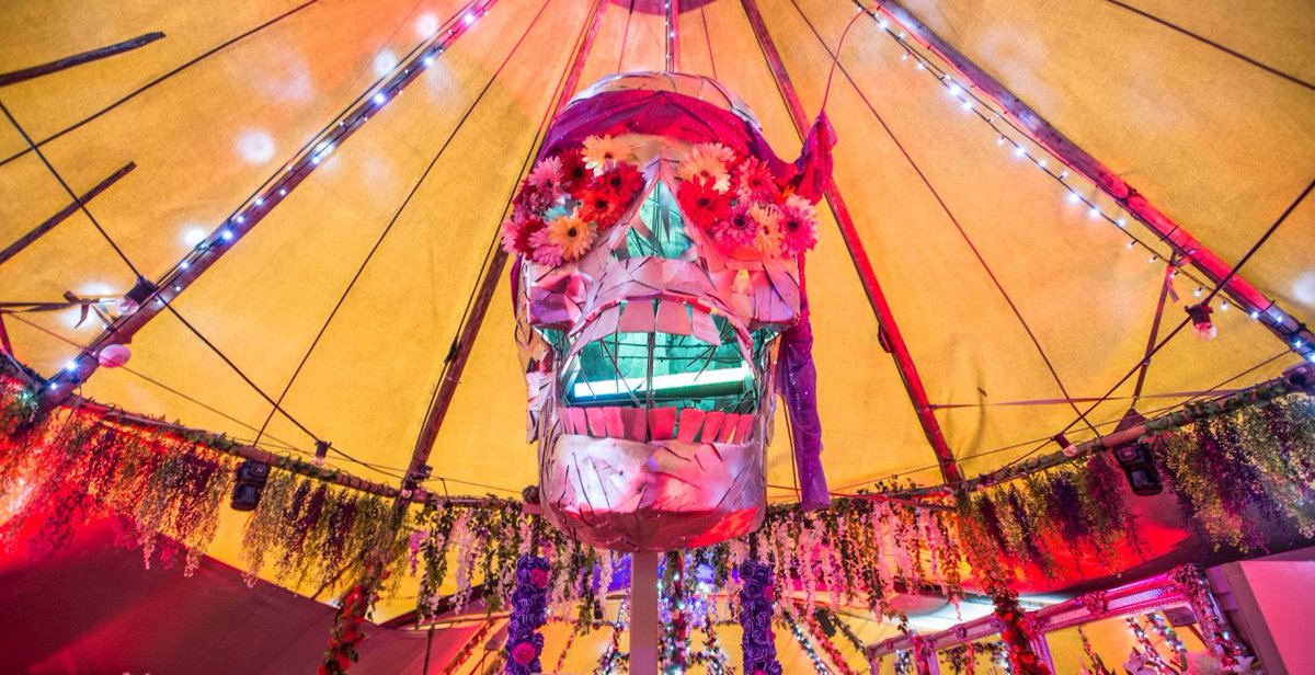Who celebrated the Day of the Dead yesterday? We wish we could've been up in Liverpool at Hippie Chic! It's a bit far to travel for us but we LOVE this super cool tipi bar! #halloween #hippiechicliverpool #tipibar #tipiparty #tipihire #tipievents #dayofthedead #sugarskull