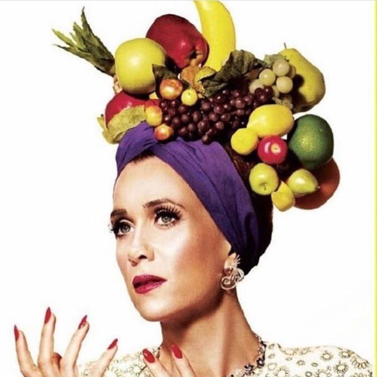 Have a fab #fruityfriday 💚 Our bars are one of your #fiveaday so get that goodness in you! X