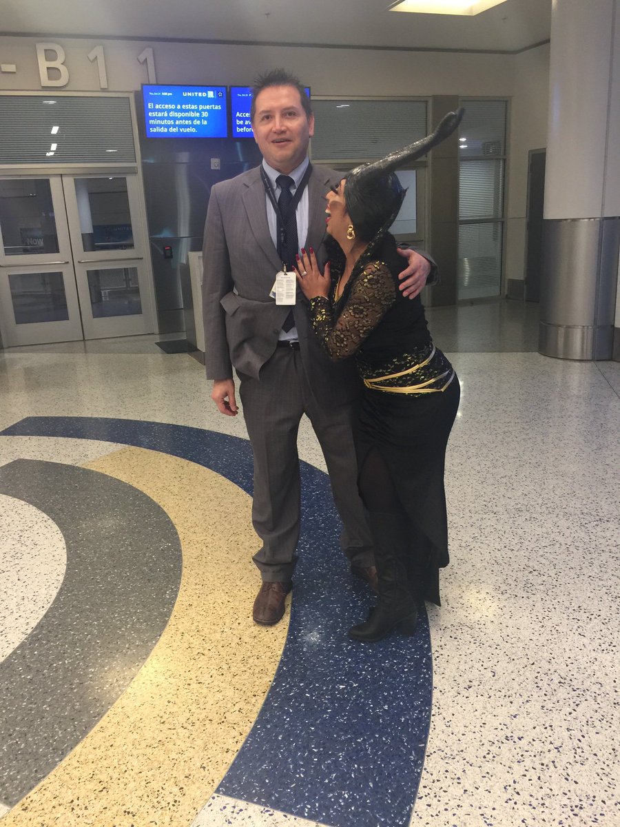 LLvics7's tweet photo. Maleficent: Mistress of Evil - Halloween IAH @weareunited @united  @weareIAHTX @sds_ao https://t.co/JeHtGLezlg