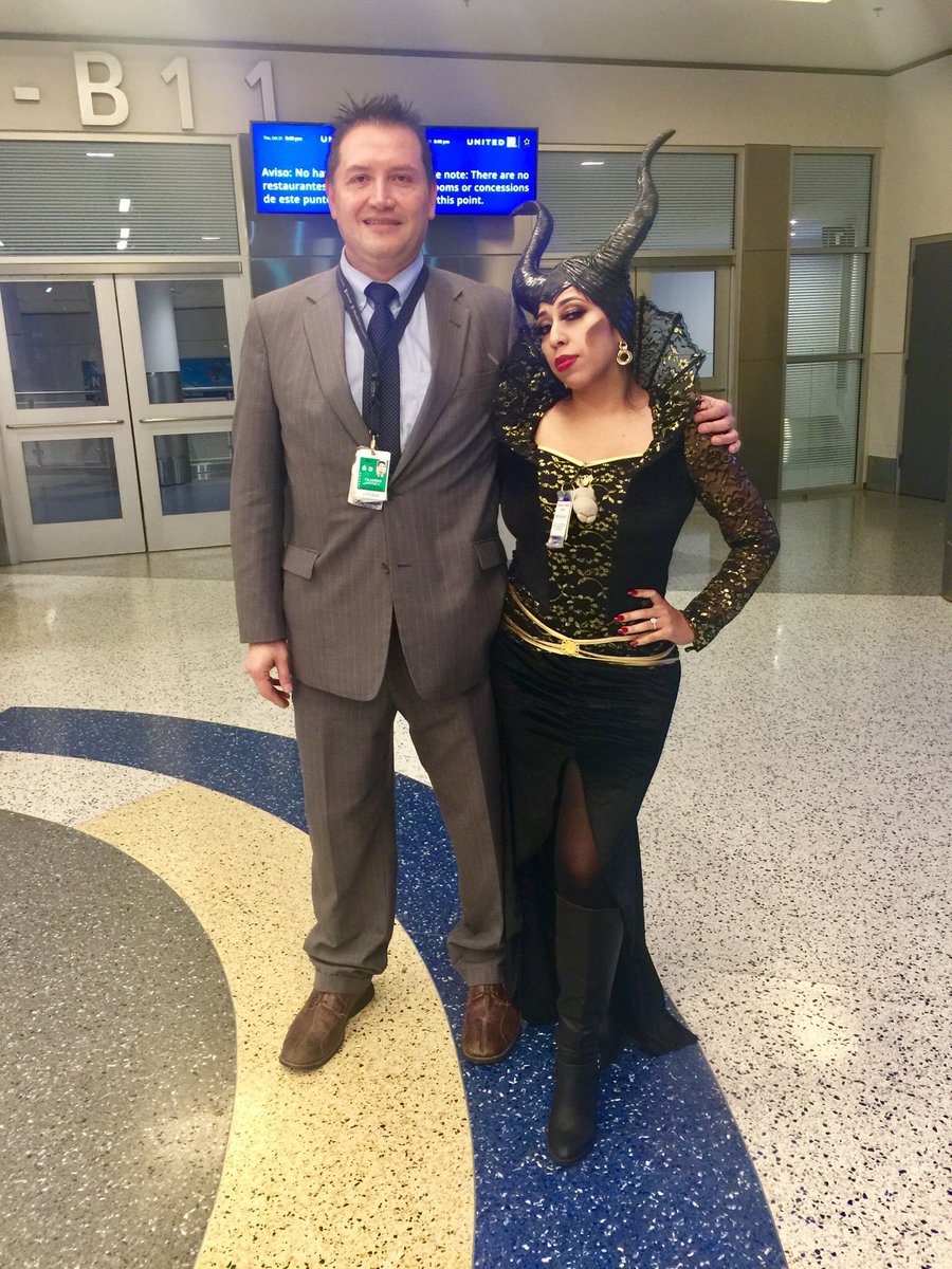 LLvics7's tweet photo. Maleficent: Mistress of Evil - Halloween IAH @weareunited @united  @weareIAHTX @sds_ao https://t.co/JeHtGLezlg