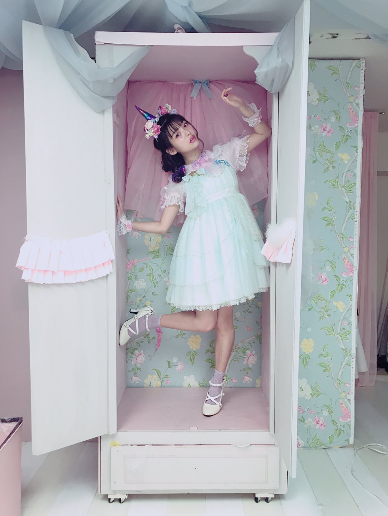 佐野夏水 上坂すみれちゃんの年のカレンダー予約が始まりました T Co Pwyvyzdnfo 19年はすみれちゃんがいろいろな動物になりました オフショットでさえこの可愛さですし毎年ボーナスページも付いているのでカレンダーはオススメです