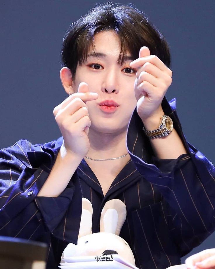 Say_mai_'s tweet photo. คุณรอยยิ้ม🌿 เราไม่อยากให้คุณหายไปเลย...

เราขอให้คุณและอีก 6 คนสู้ๆนะ เข้มแข็งและผ่านมันไปให้ได้นะ✌️😭 
คิดถึงเสมอนะ...
#몬스타엑스_응원해 #Wonho 
#WONHO #WonhoWeLoveYou https://t.co/5ZvRhKLNx0