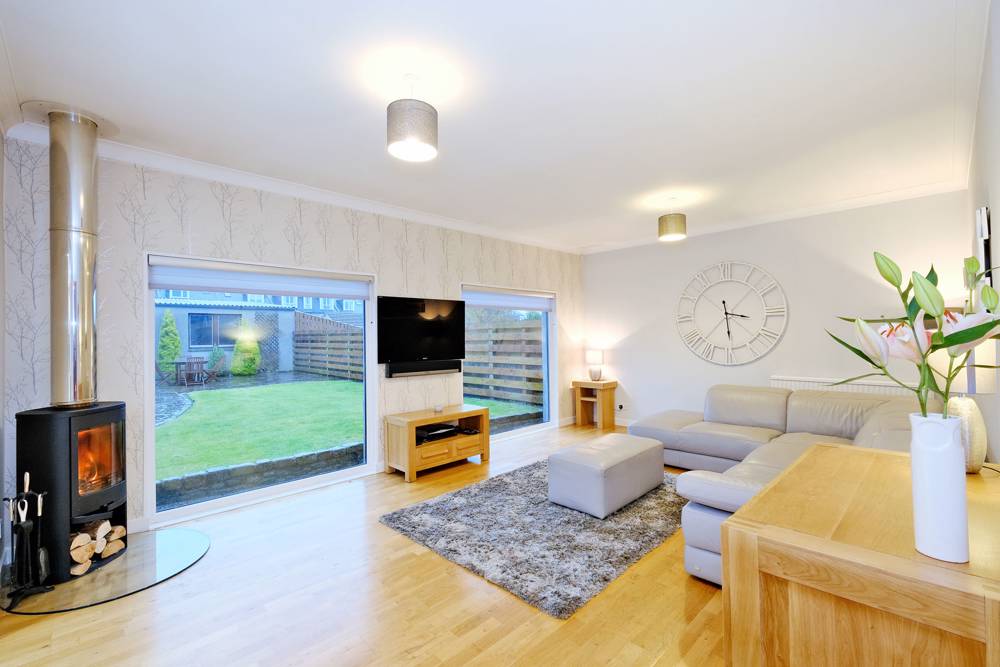 ASPC_UK's tweet photo. Boasting an enviable minimalistic refurb, this family home fits perfectly in the popular Mannofield area. #MostViewedProperty:
https://t.co/gNCACU4qgU https://t.co/wNcO5GIzyV